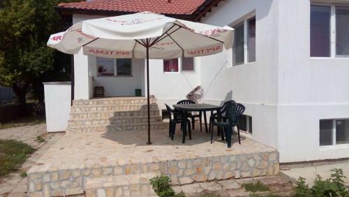 Hostal Draganov House