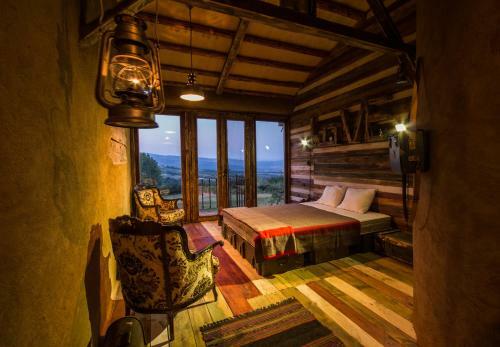 Bed & Breakfast Cob Camp