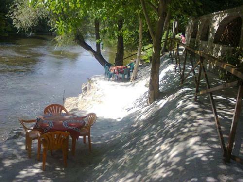 Hostal Kyshta Za Gosti Tam Krai Rekata