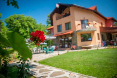 Hostal Kyshta Za Gosti Tam Krai Rekata