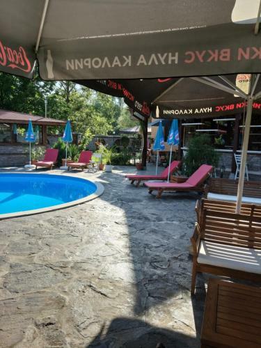 Hostal Kyshta Za Gosti Tam Krai Rekata