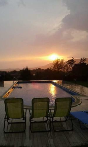 Hostal Vila Nikolina Guesthouse