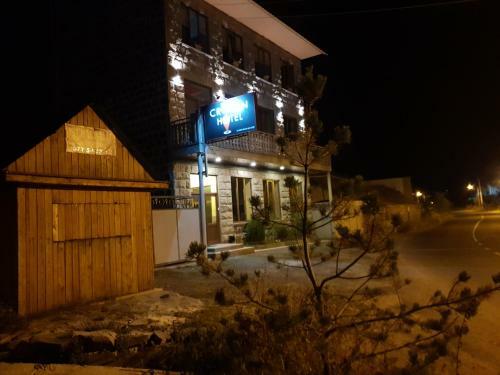 Hostal Guesthouse Crown Of Tsaghkadzor