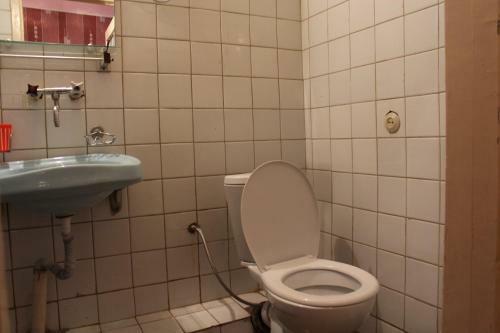 Hotel Nairi Rest House