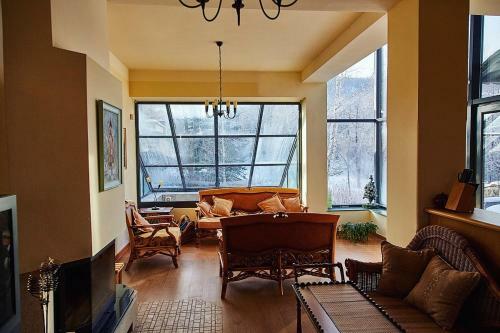 Luxe Villa In Tsaghkadzor