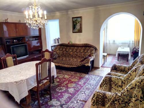 Apartamento Tsovella House