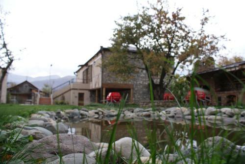 Takht House