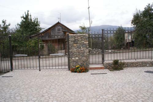 Takht House