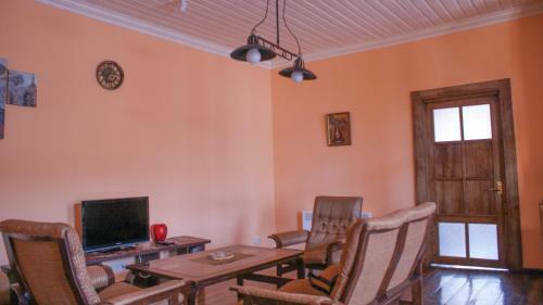 Takht House