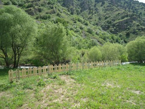Bed & Breakfast The River House Yeghegis