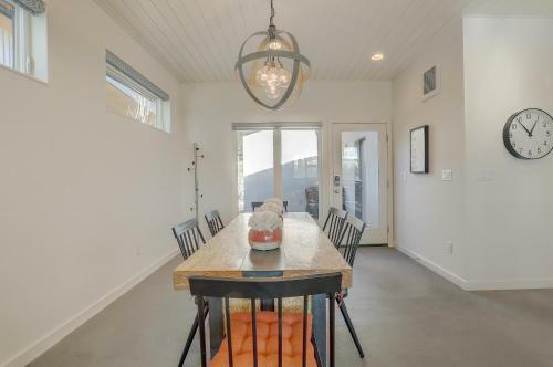 Portland Pearl-ac-by Dt-3br/2.5b