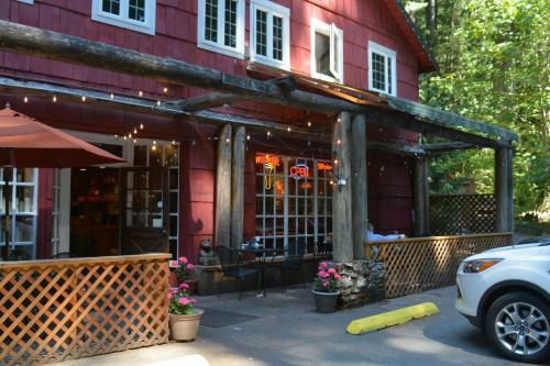 Hotel Copper Creek Inn
