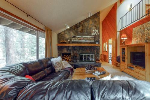 Black Butte Ranch: South Meadow Home Eighty-four
