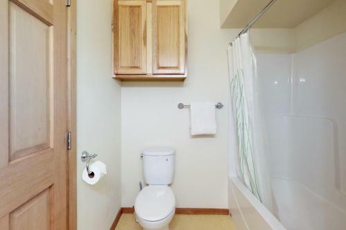 Black Butte Ranch: South Meadow Home Eighty-four