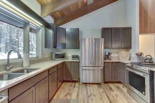 Black Butte Ranch: Grey Owl Getaway On The Greens
