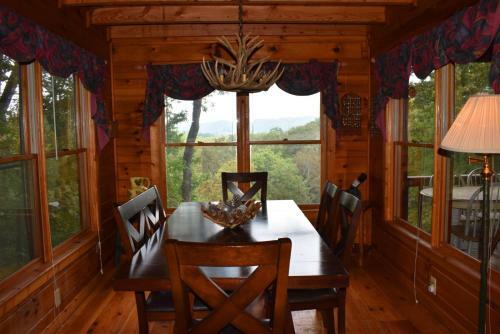 Cr`s_mountain_retreat