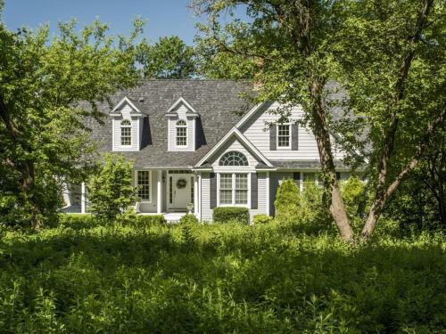 7 Apple Hill Lane Home