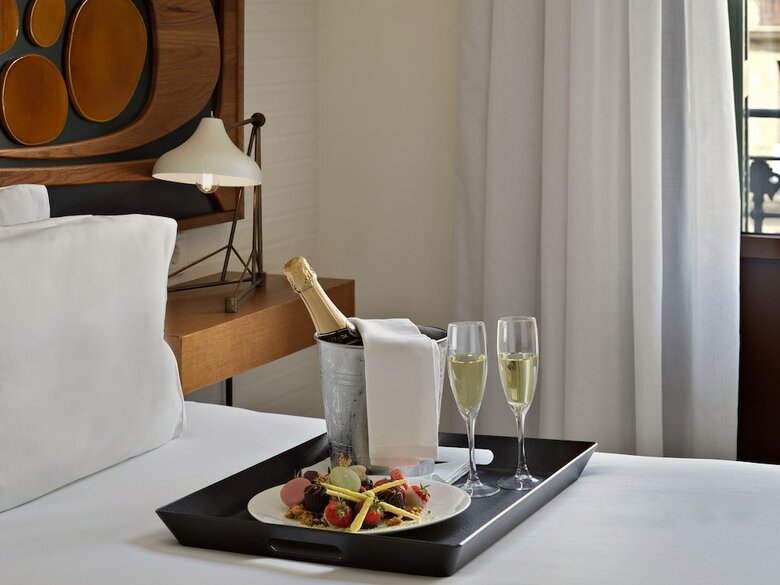 Hotel H10 Catalunya Plaza