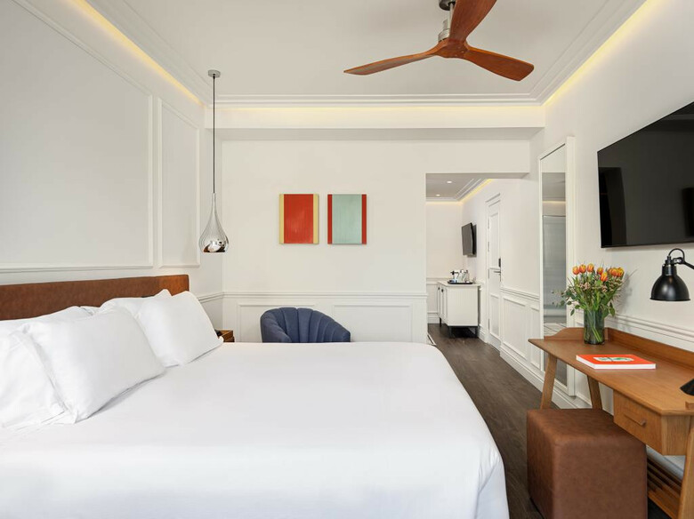 Hotel H10 Universitat