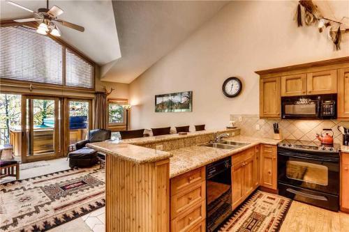 One Breckenridge Place #6 Townhouse