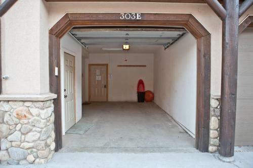 Apartamento The Spacious Corral - Steps To Lifts And Main St