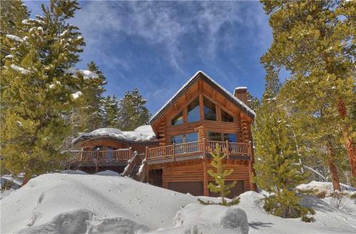 Black Bear Lodge (private Home)