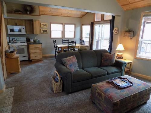 Hotel Cold Springs Resort