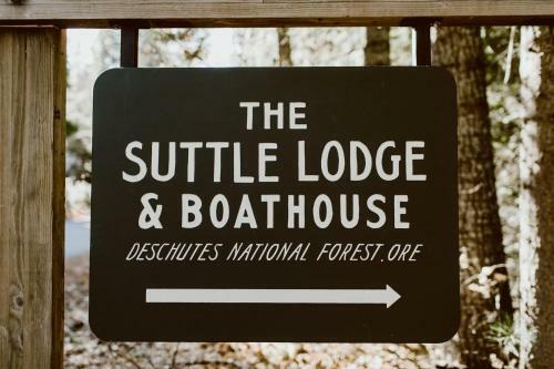 Hotel Suttle Lake & Boathouse