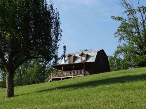 Bed & Breakfast Engadine Inn And Cabins