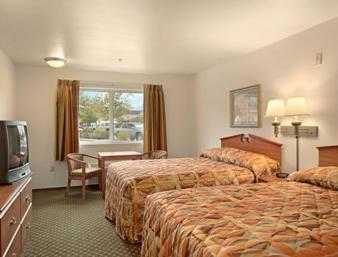 Hotel Super 8 By Wyndham Cloverdale