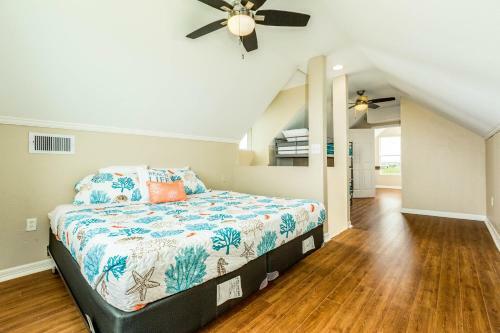 Crystal Beach Delight