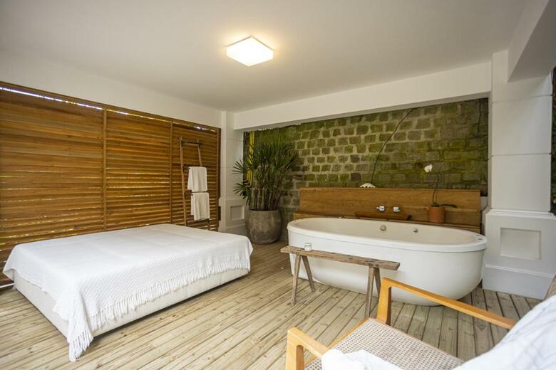 Hostal Felissimo Exclusive Hotel