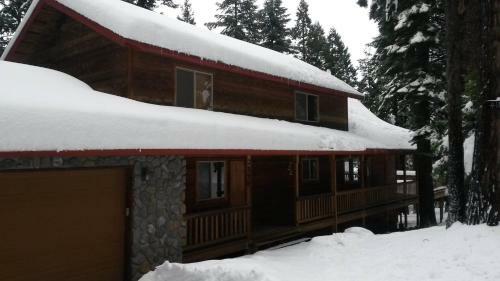 Heinrichs Cabin-4 Bedroom Cabin