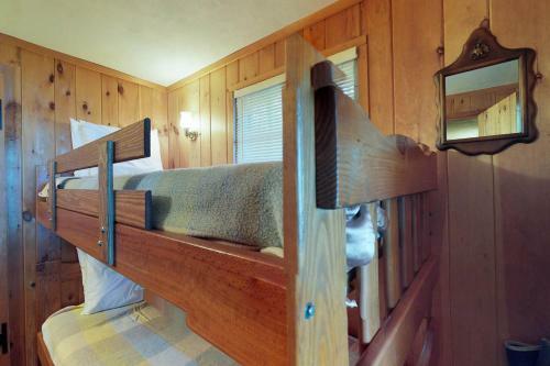 Traditional Maine Cabin