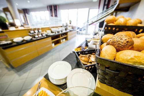 Hotel Holiday Inn Express Cologne Muelheim
