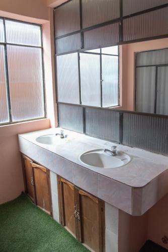 Albergue Hostal Brisas Del Titicaca