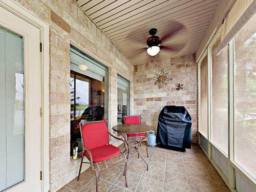 44 Golf House Rd Townhouse Townhouse