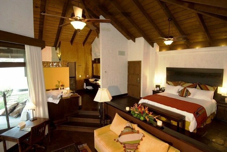 Hotel La Reunion Golf Resort And Residences