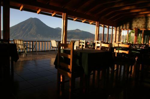 Hotel Lomas De Tzununa