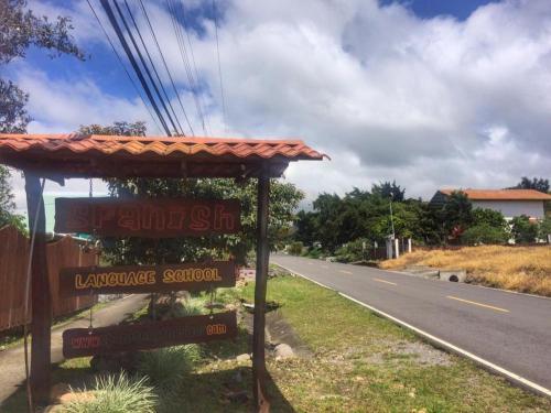 Albergue Spanish By The River - Boquete