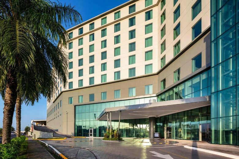 Hotel Wyndham Panama Albrook Mall