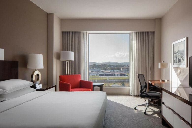 Hotel Wyndham Panama Albrook Mall