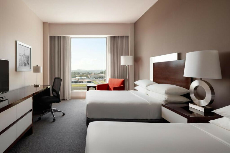 Hotel Wyndham Panama Albrook Mall