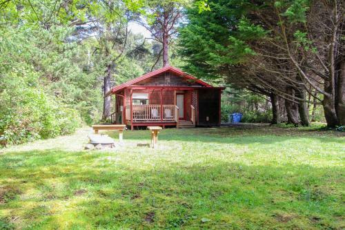 Woodland Cottage By The Sea