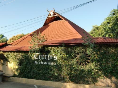 Hostal Charly�s Guest House