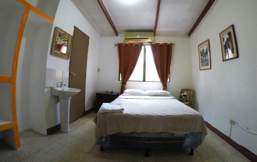 Hostal Casa Lucia