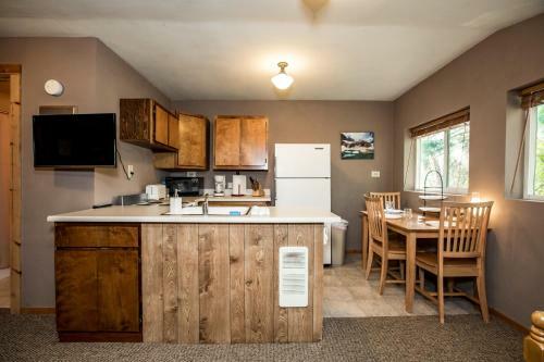 Stillwater Mountain Lodge Home