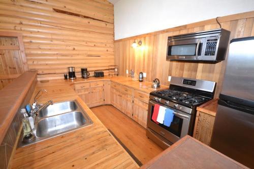 Stillwater Mountain Lodge Home