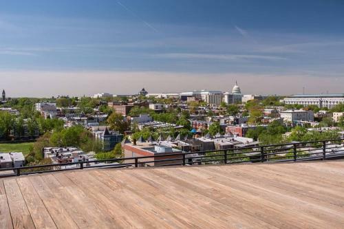 Apartamento Stunning Dc Home W/ Rooftop Pool - Ideal Location!