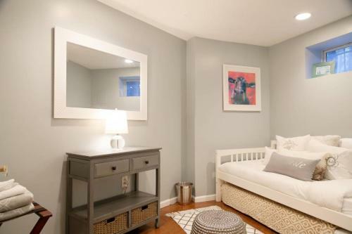 2-bedroom Apartment In Dc